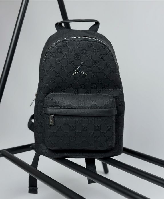 Рюкзак  Air Jordan Monogram Black SM0986-G0T 11L