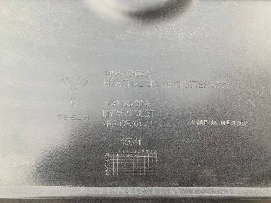 Tesla model y лювер жалюзи моторчик люверса оригинал разборка