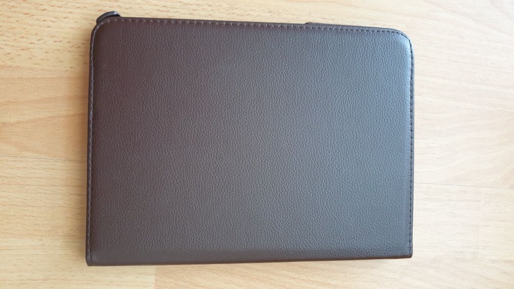 Etui na tablet Samsung T 530. Nowe