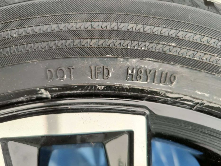 Kompletne koła zimowe 17" Toyota Corolla