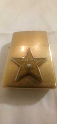 Зажигалка Zippo  2001 Hollywood’s Leading Light