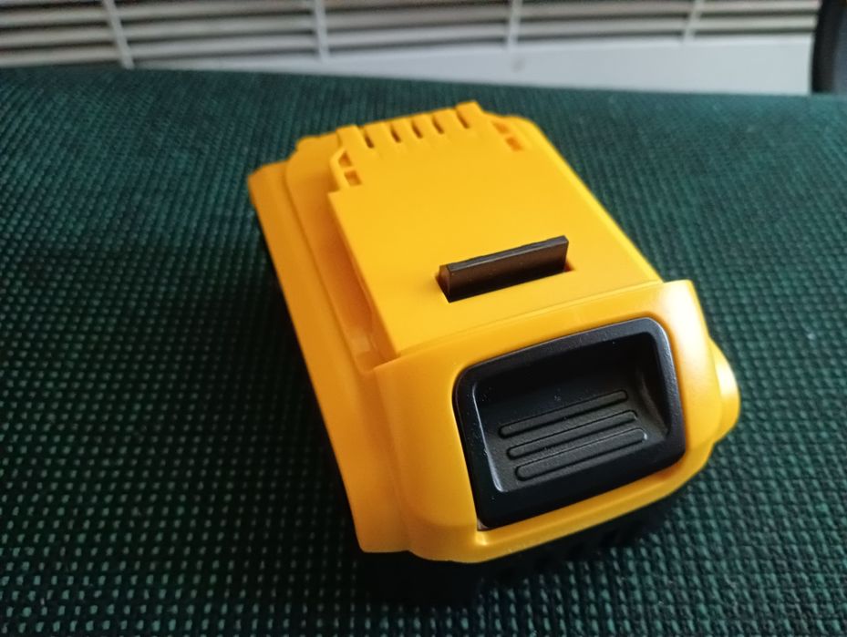 Bateria DeWalt 20V 8AH