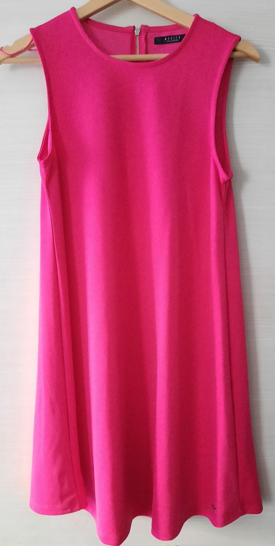 Koktajlowa sukienka w kolorze fuksji, Mohito, rozmiar XS