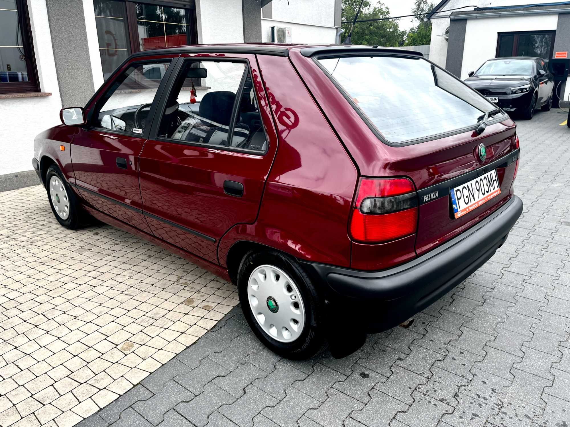 Skoda Felicia 1,3 Hatchback, Stan jak nowy