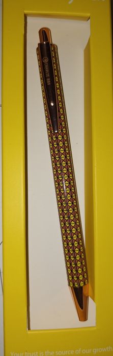 Металлическая шариковая ручка