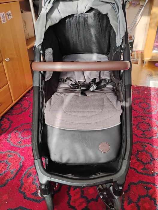 Sprzedam spacerówkę baby design look air