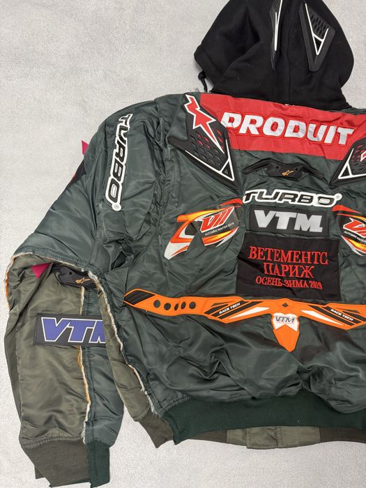 бомбер куртка Vetements x 2019