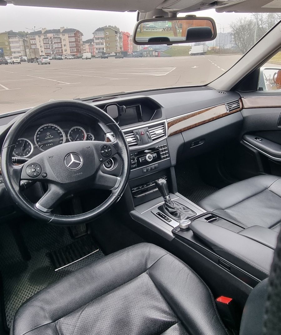 Mercedes-Benz E220 (W212) НЕ ФАРБОВАНИЙ