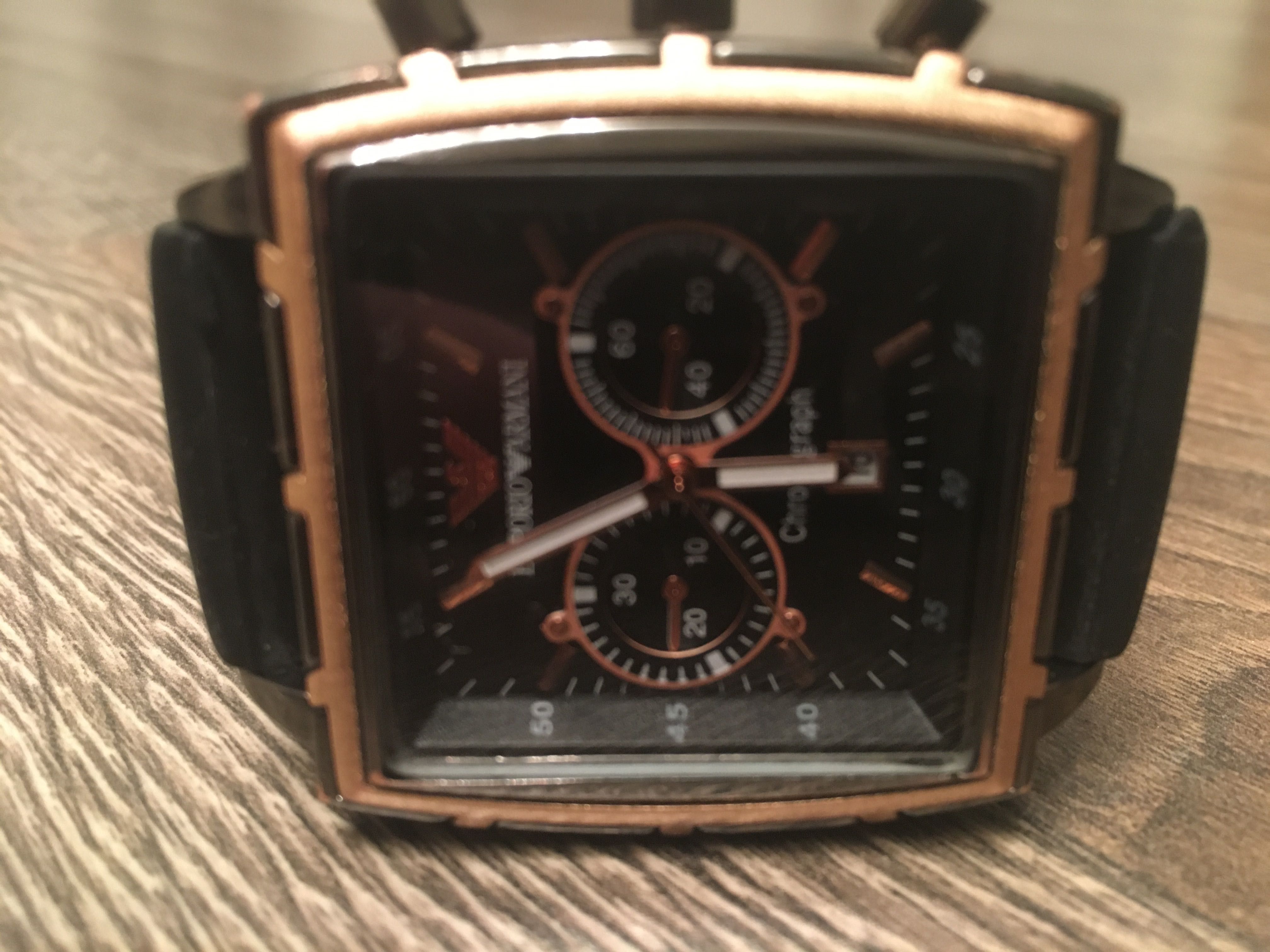 Kwadratowy Zegarek Giorgio Armani