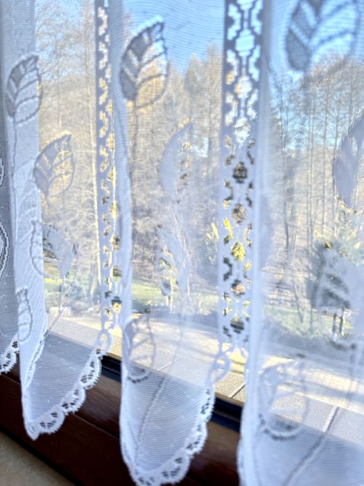 Zazdrostka Biała Liście Pnącza Żakardowa Firanka Do Kuchni wys 40 cm