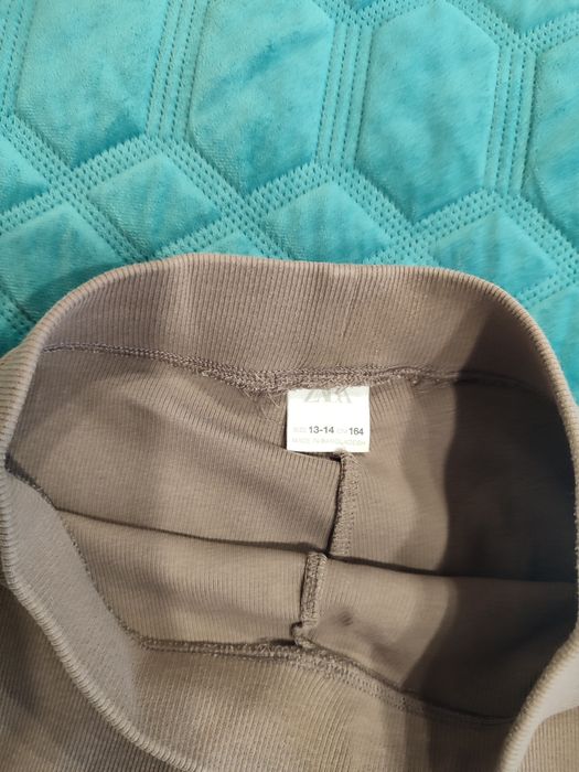 Sprzedam legginsy Zara rozmiar 164