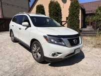 Nissan Pathfinder V6 3,5 benzyna 264 KM 7-osobowy Wersja Platinum