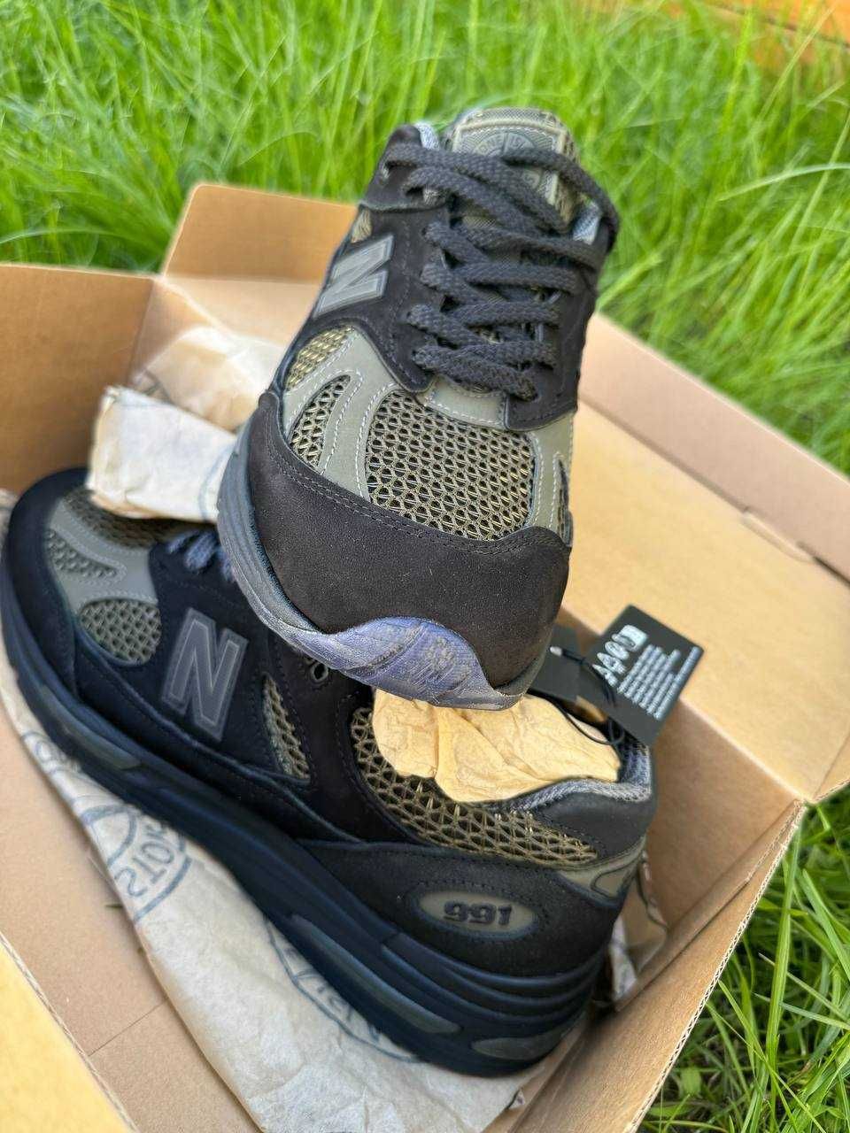 New Balance 991v2 MiUK Stone Island Black