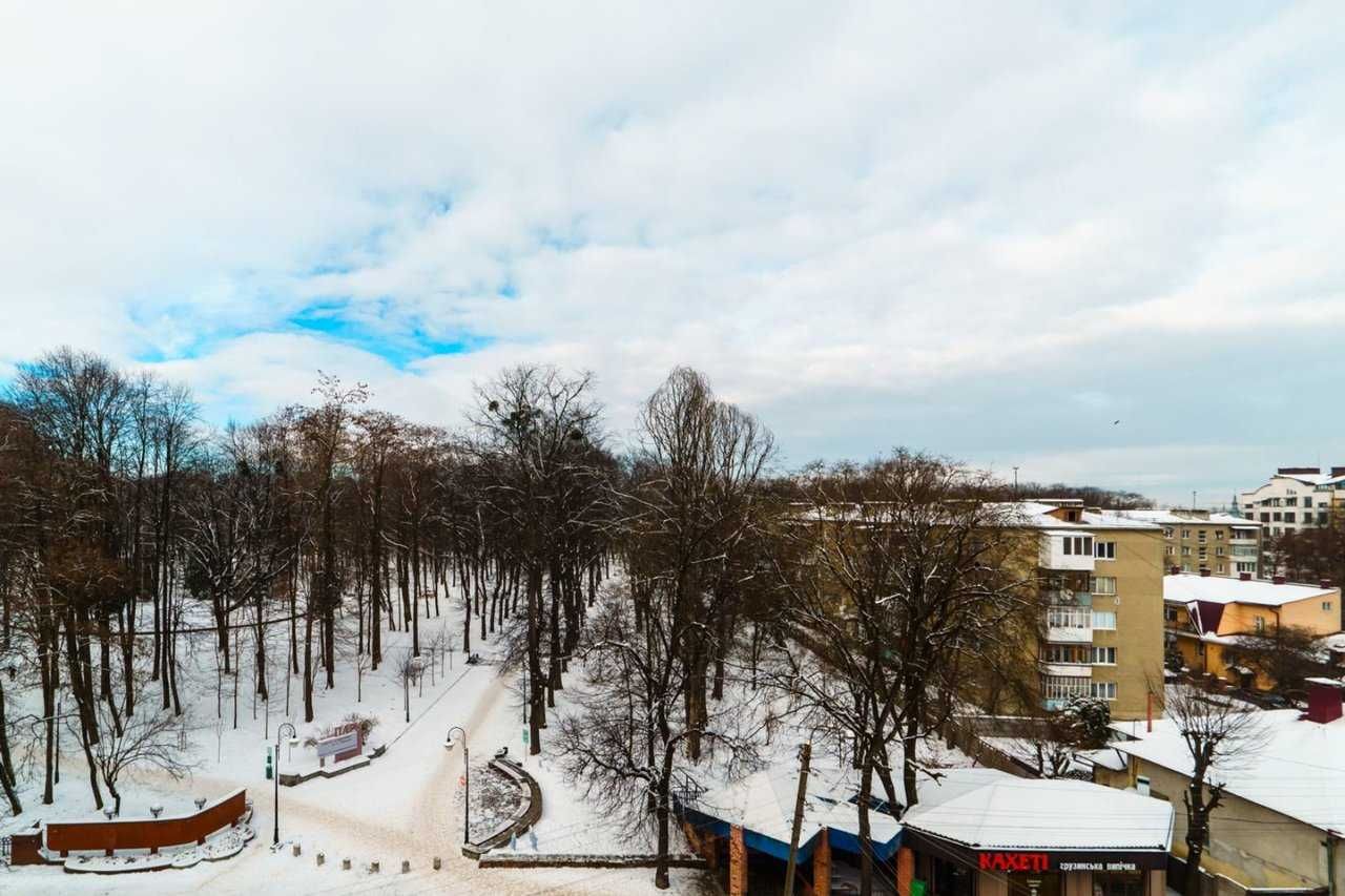 ТОП! Велика квартира в парку Шевченка