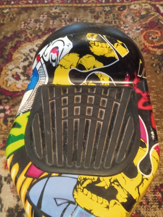 Гіроборд в робочому стані,є блютуз