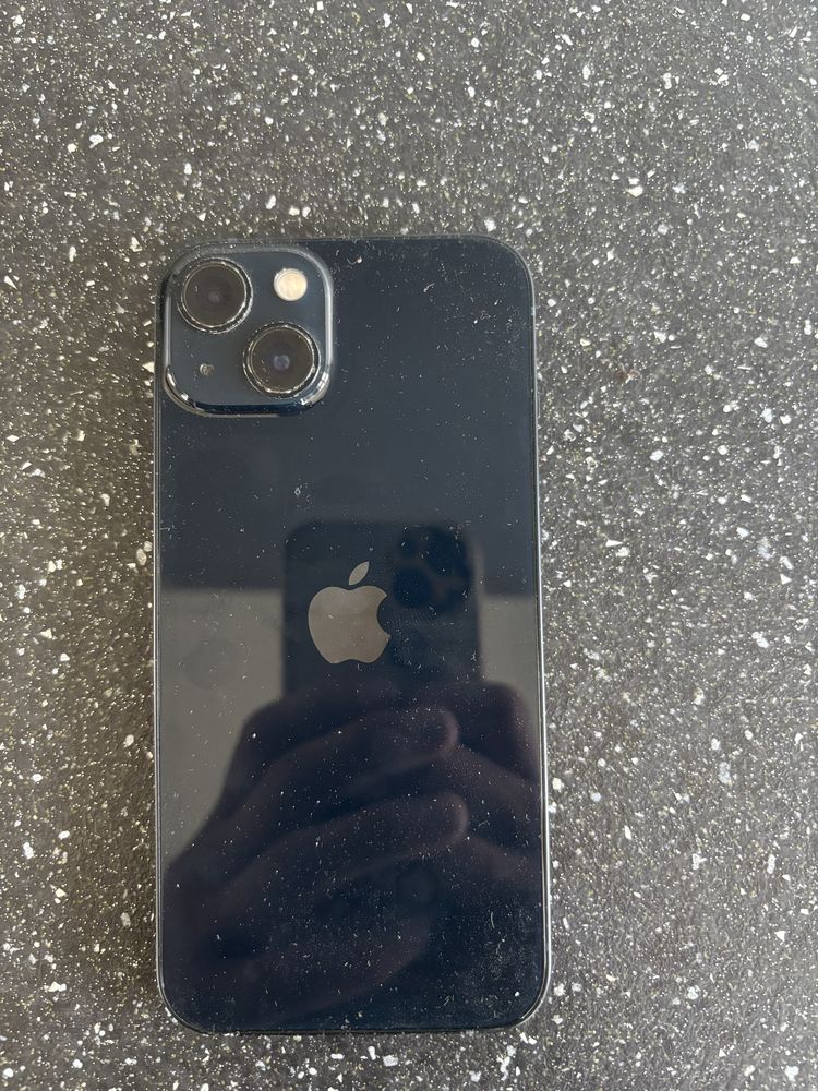 Iphone 13 czarny 64gb