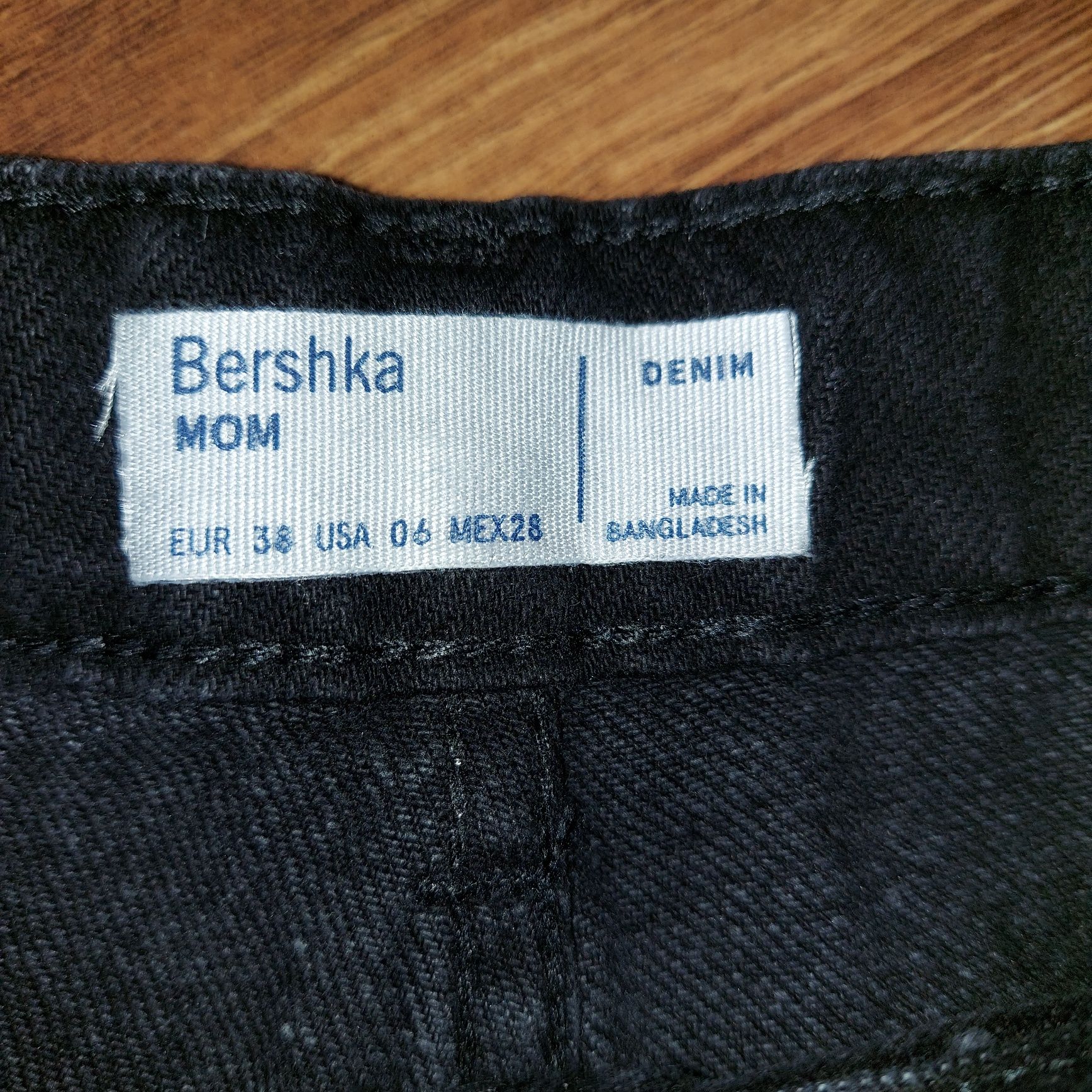 Spodnie mom Bershka r 38