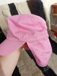 Nowa różowa czapka z daszkiem i ochrona karku firmy Kaniboo