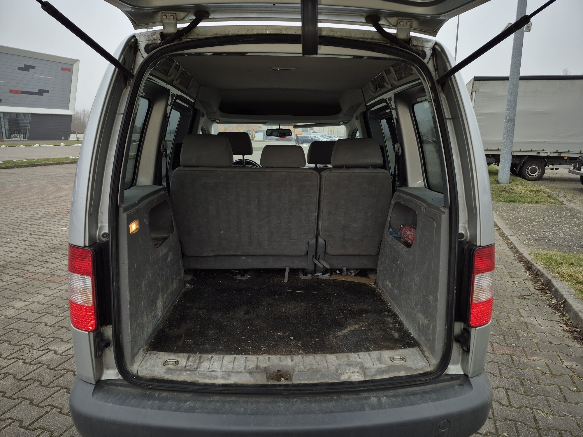 VW caddy LIFE 1.9tdi bls 105km