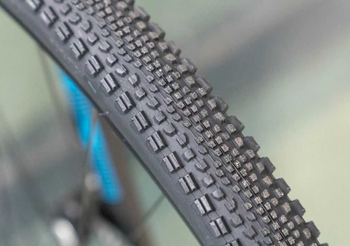 Wyprzedaż GRAVEL FUJI JARI 2.1 28" XL Shimano Tiagra 2x10 Tarczówki