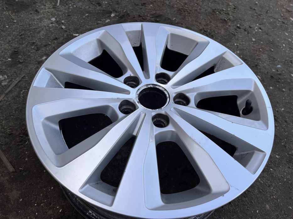 Felga Aluminiowa VOLKSWAGEN GOLF VII 6.5" x 16" ET46 5x112 5G0