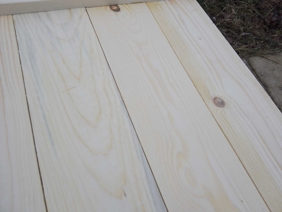 Blat świerkowy, naturalne drewno, heblowany