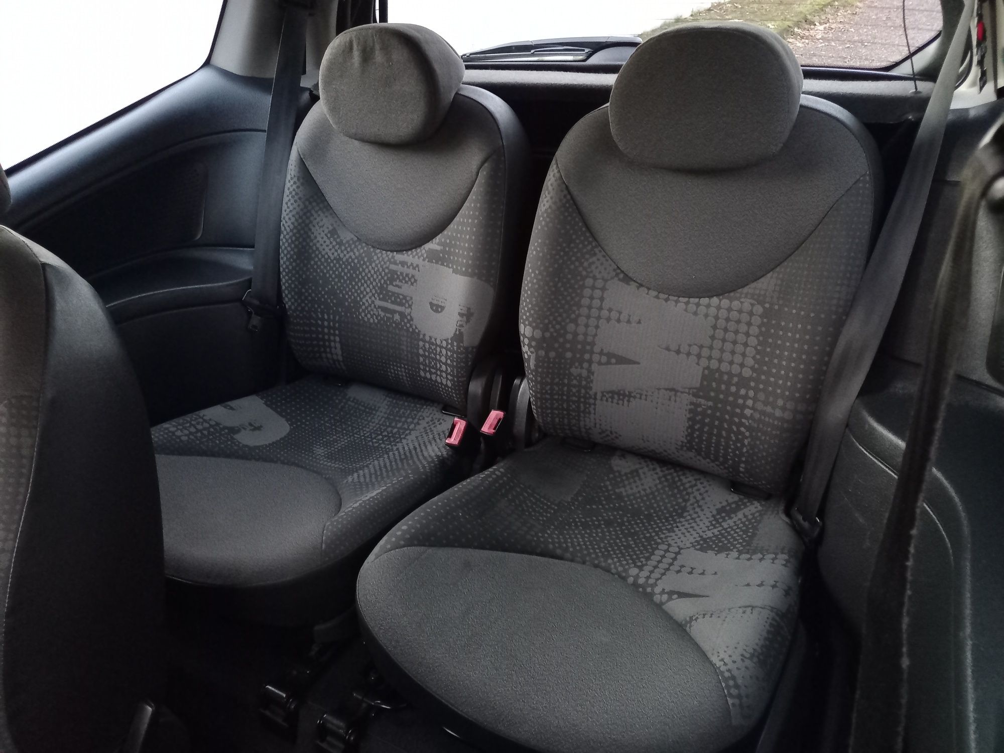 Citroen C2 1.1 60 cv aceito retoma.