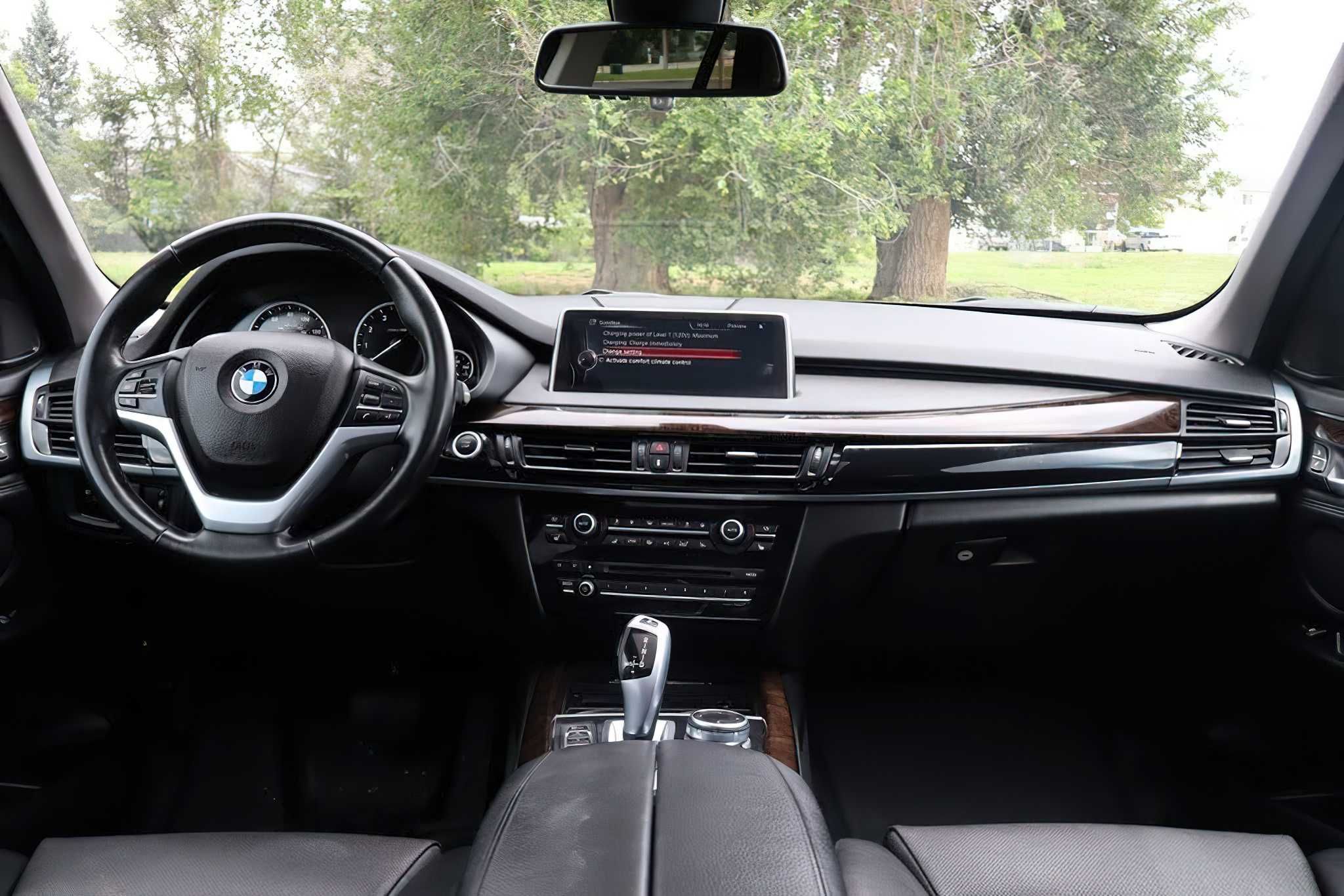 BMW X5      2016
