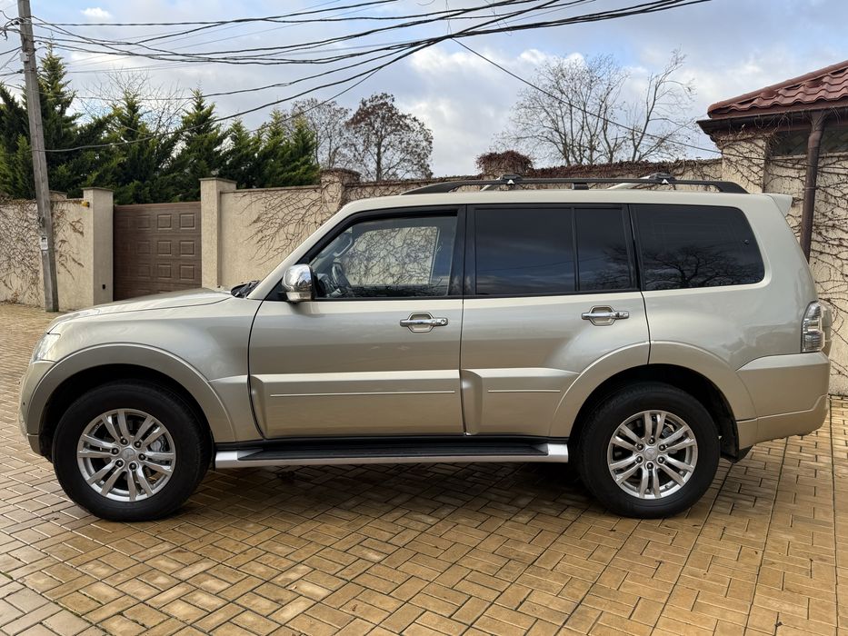 Mitsubishi Pajero Wagon 3.2 Дизель