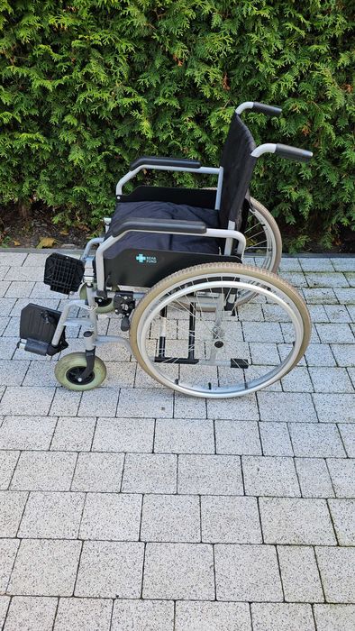 Wozek inwalidzki Reha Fund skladany