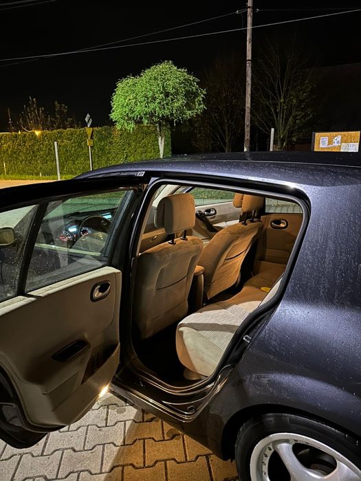 Renault Megane 1.5 dci 2008r klimatronik 6 biegow