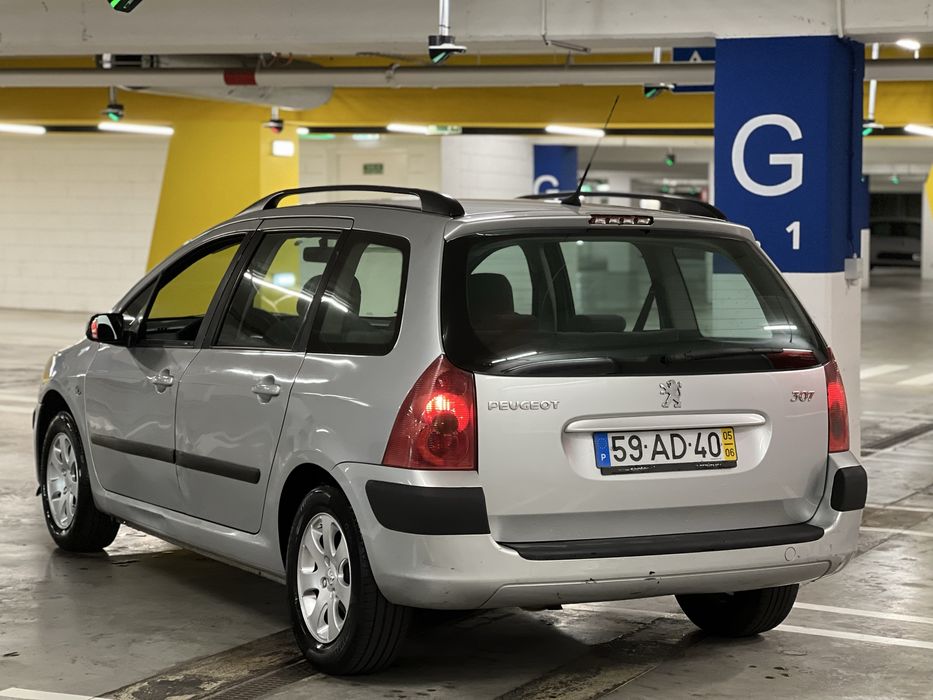 Peugeot 307 break C/nova - 05