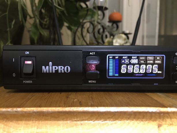Радіосистема MIPRO ACT707SE