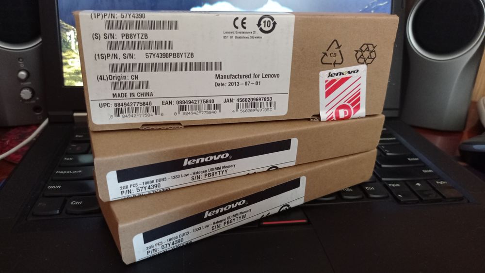 Оперативна пам'ять Lenovo.