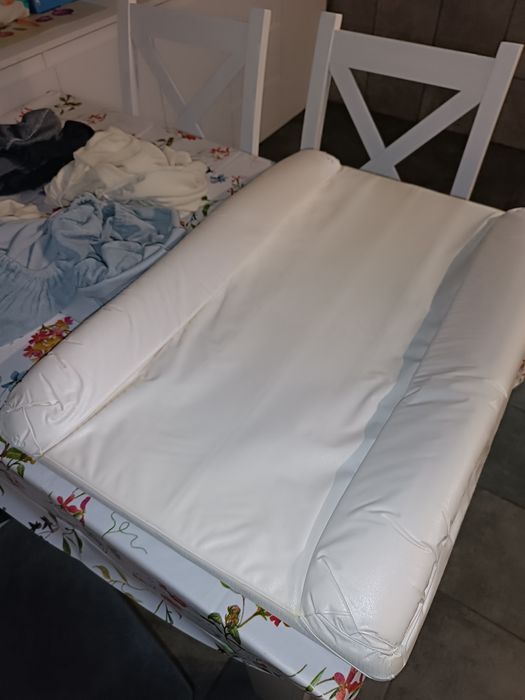 Przewijak dla niemowląt