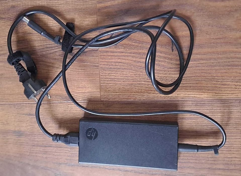 zasilacz HP 100W , oryginalny COMBO ADAPTER, port USB