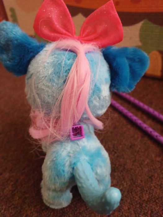 Zabawka interaktywna Furreal piesek (w bardzo dobrym stanie)