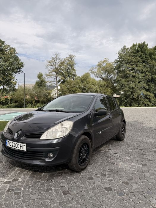 Авто Renault Clio 3 . Машина офіційна, куплена в автосалоні в 2007р.