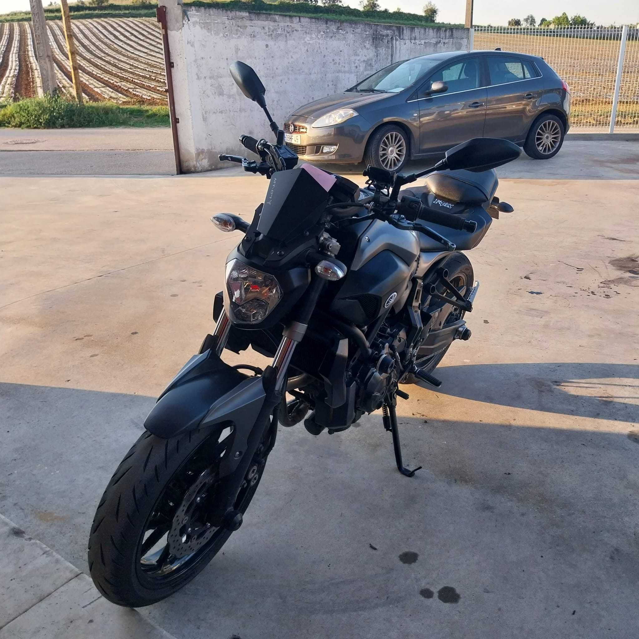 YAMAHA MT 07 - Full Extras (COMPLETAMENTE NOVA)