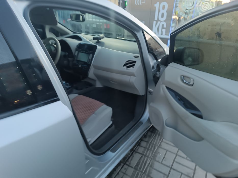 Nissan leaf, ніссан ліф 1, електромобіль