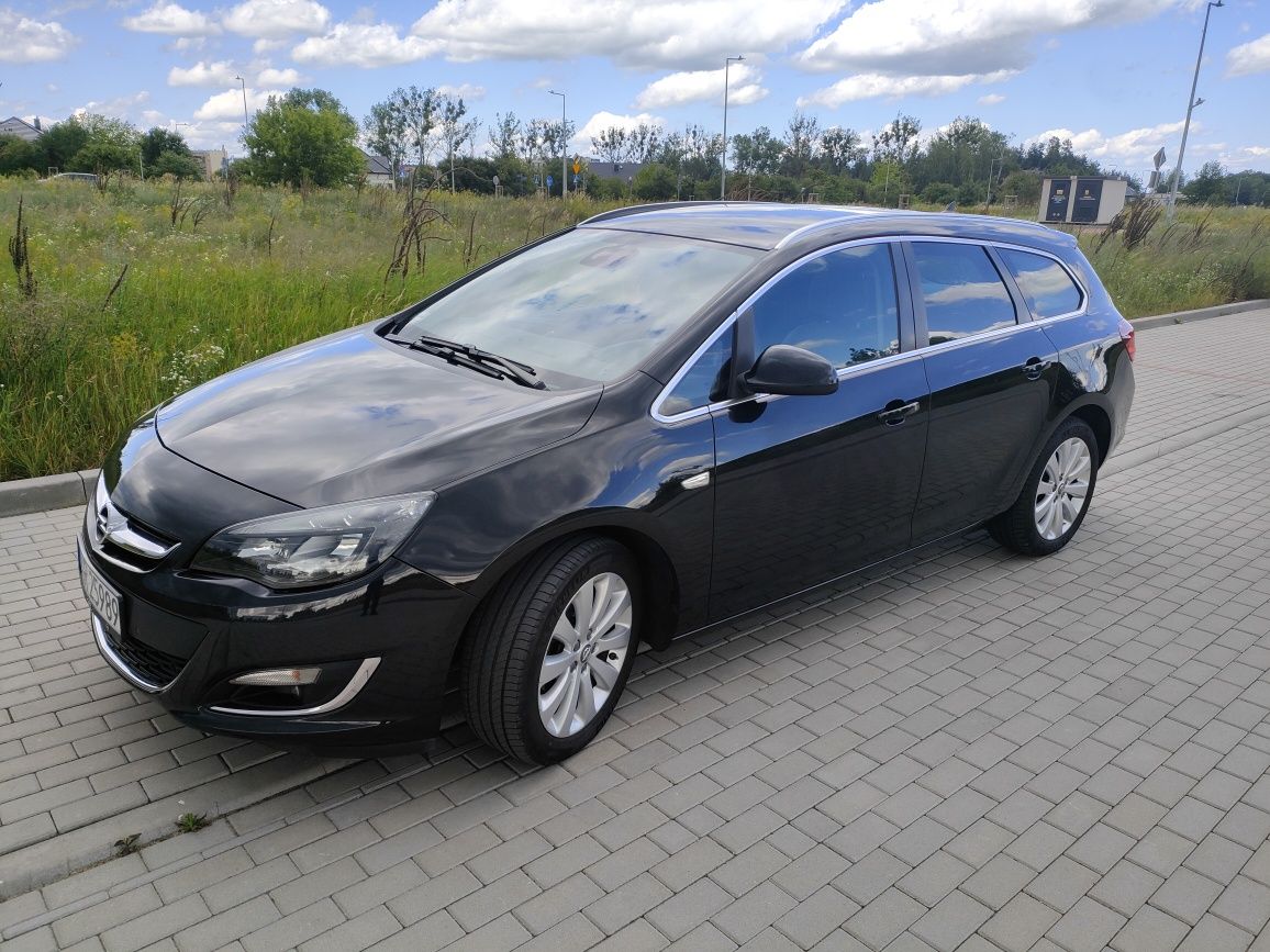 Opel Astra 1.4 Turbo Cosmo 2015r.