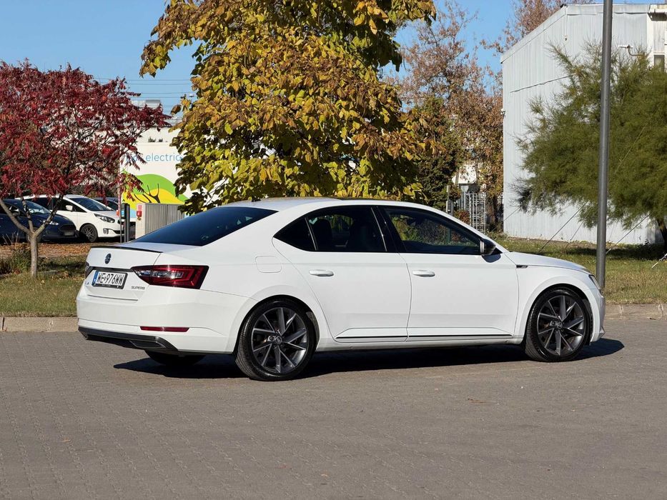 Skoda Superb 2.0 TDI DSG Sportline Salon PL, FV23%