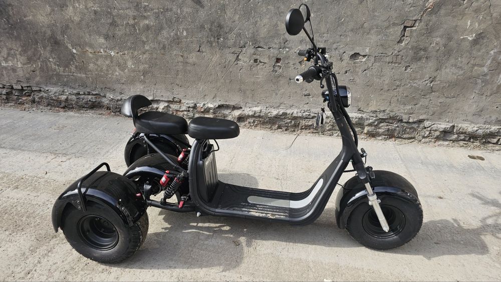 Продам Електроскутер Maxxter Trike