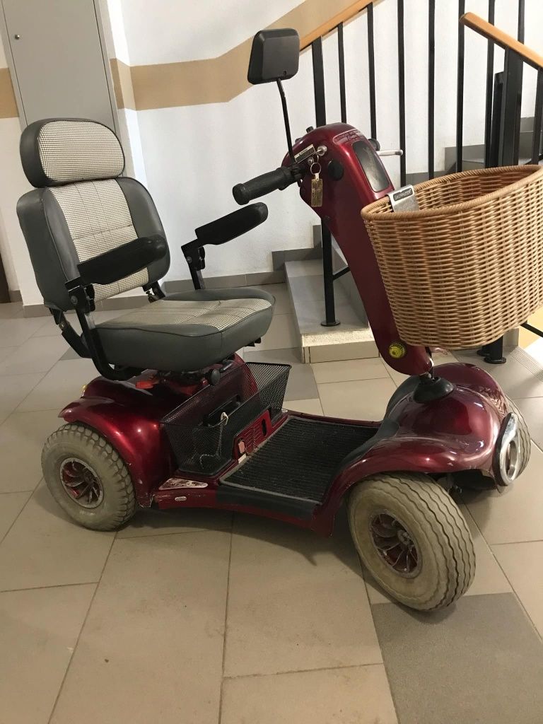 Shoprider-mercedes wsród elektrycznych skuterów  inwalidzkich
