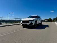 Maserati Levante Maserati Levante SQ4
