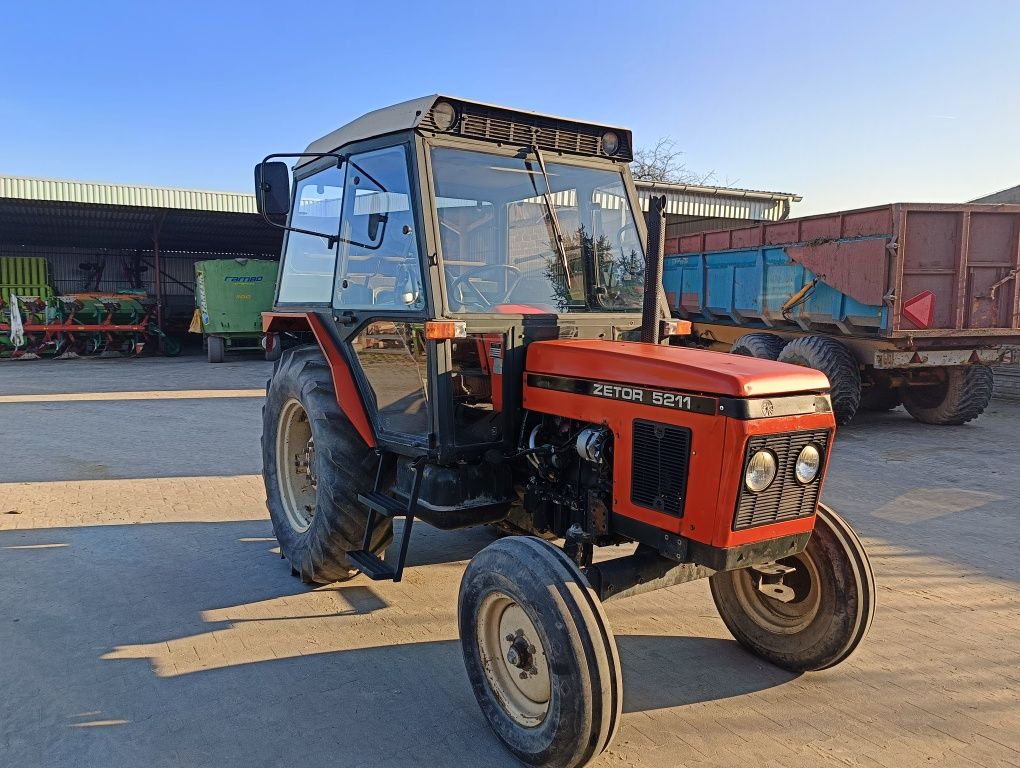 Ciągnik Zetor 5211