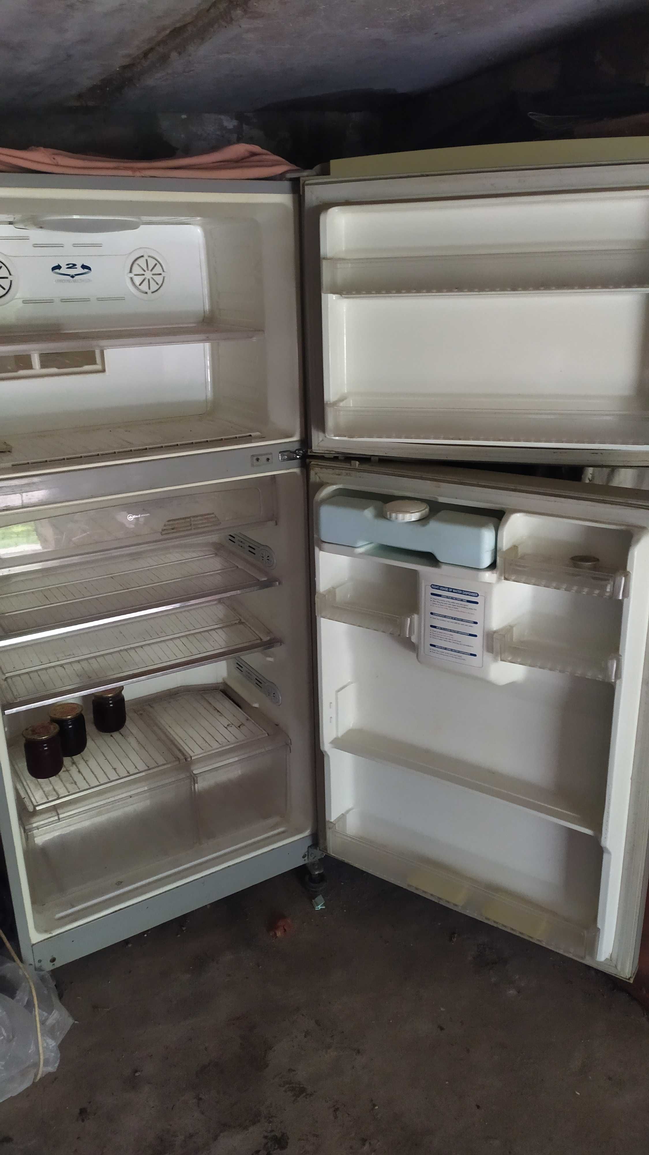 Холодильник Daewoo fr 581