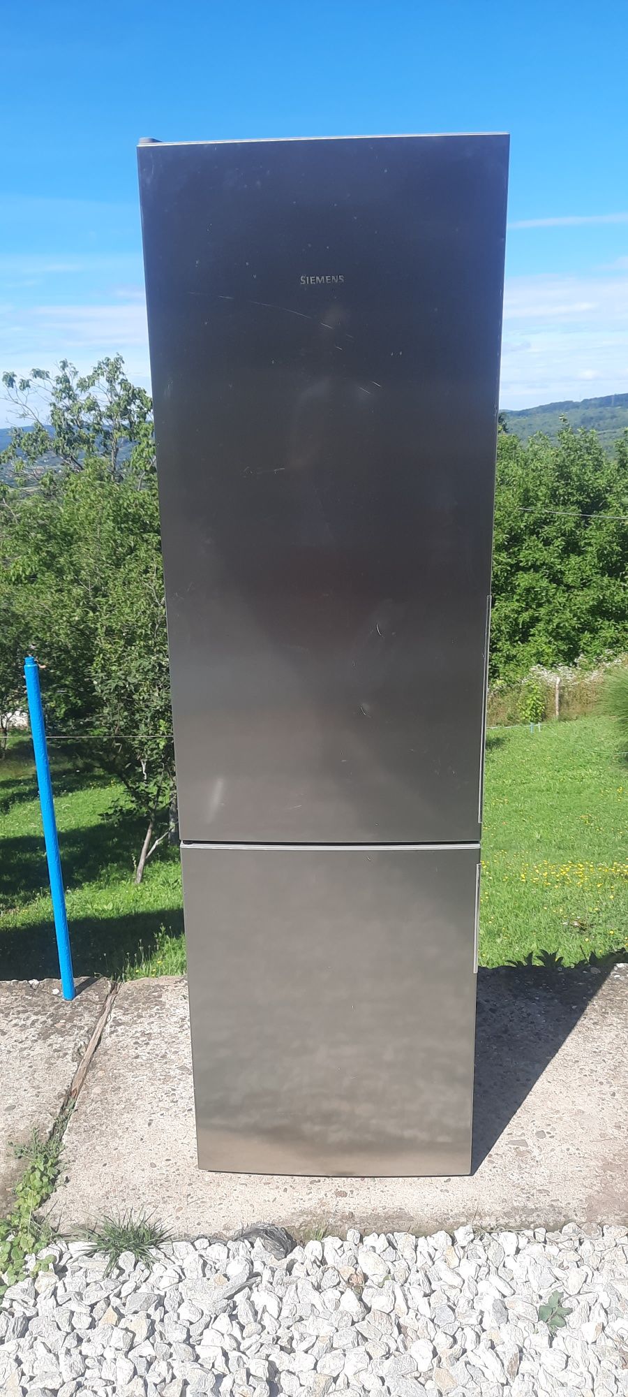 Холодильник siemens