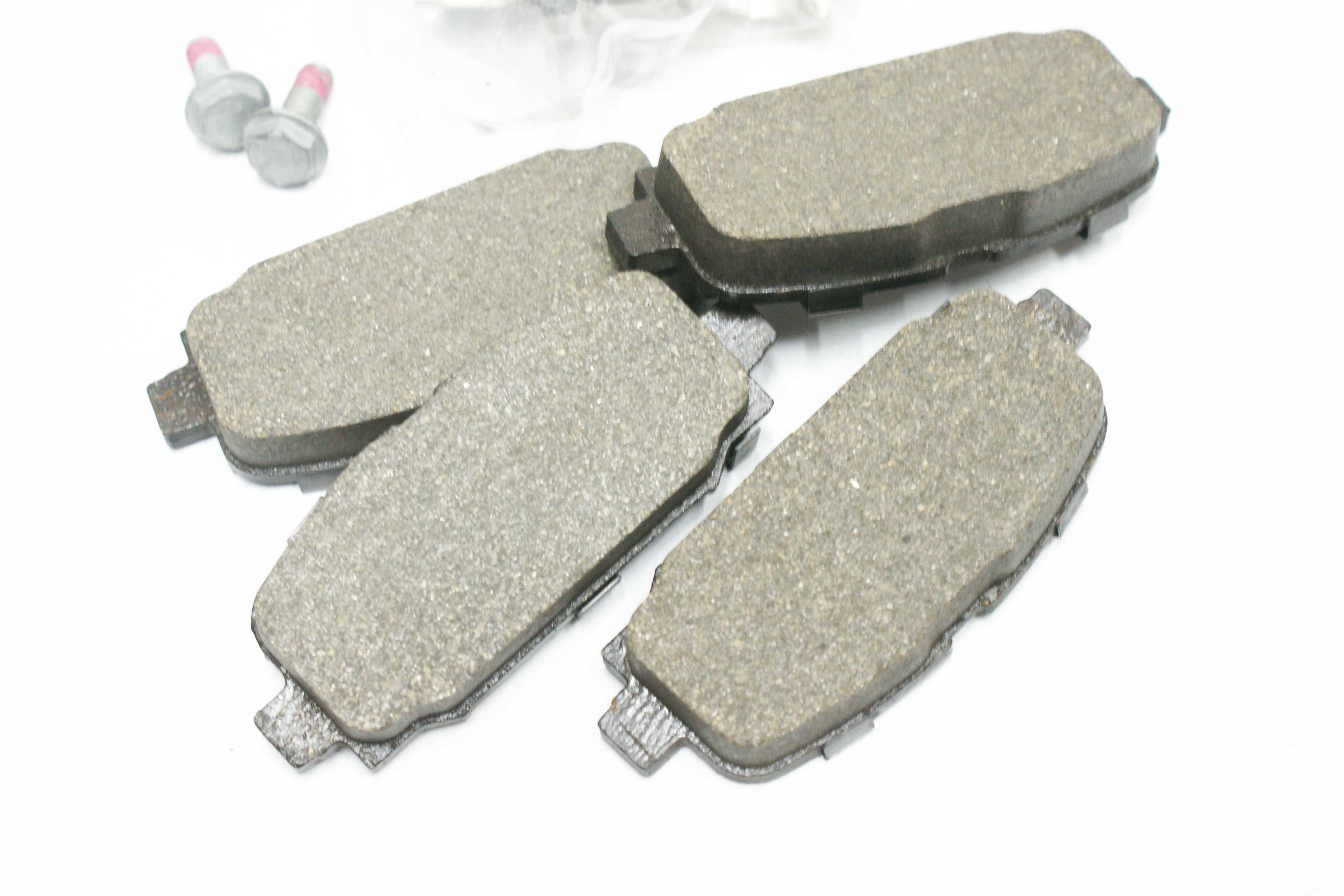 Klocki hamulcowe tył tylne Ferodo FDB5049 JEEP Compass MP M6 MV M7