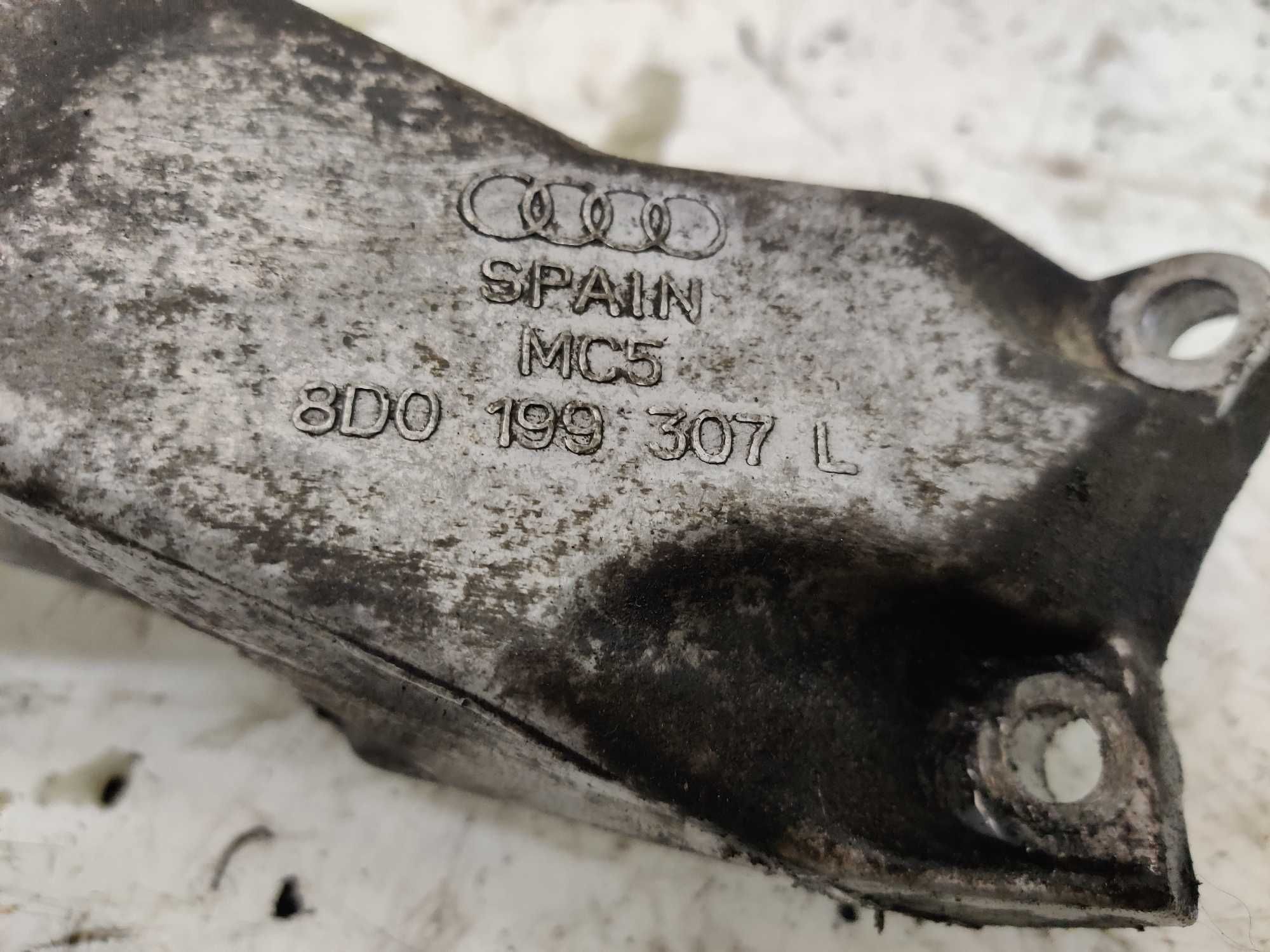 Audi A4 B5 A6 C5 VW Vw Passat B5 1.9 TDI Wspornik Łapa Poduszka Silnik